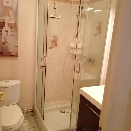 Porqueroles Апартаменты